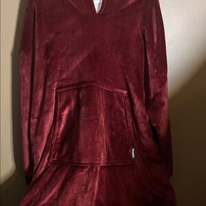 The Huggle oversized hoodie comfy robe